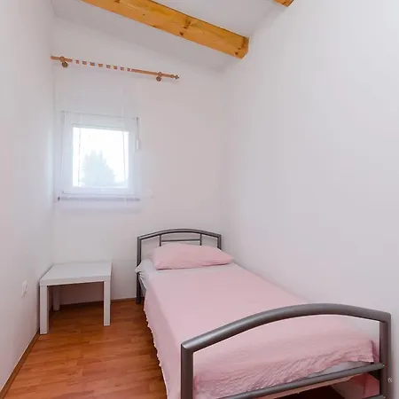 House Maslina *